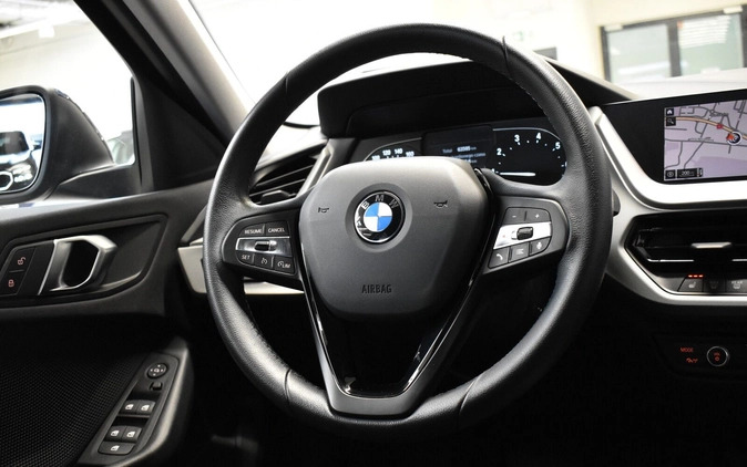 BMW Seria 1 cena 99700 przebieg: 63591, rok produkcji 2020 z Myślenice małe 137